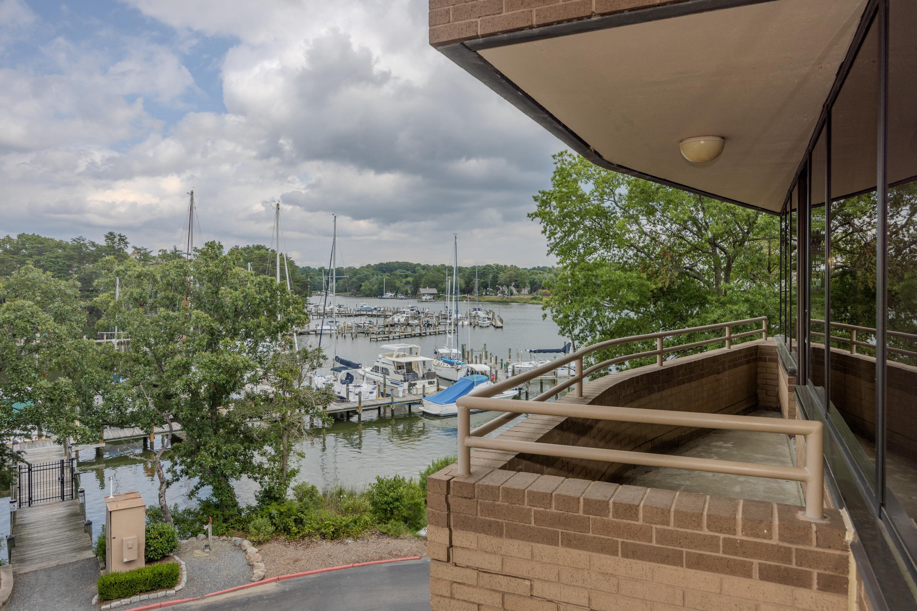 Solomons Inn Resort + Marina Exteriör bild